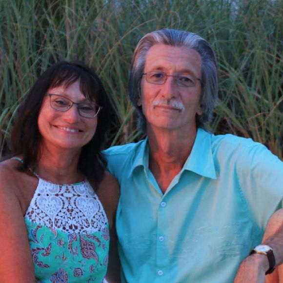 Meet your Posher, Janet - Picture 1 of 1